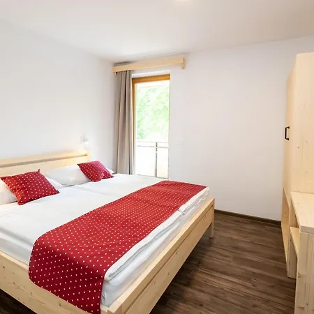 Goldhorn Kingdom Apartment