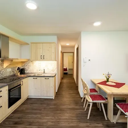 Goldhorn Kingdom * Bohinj