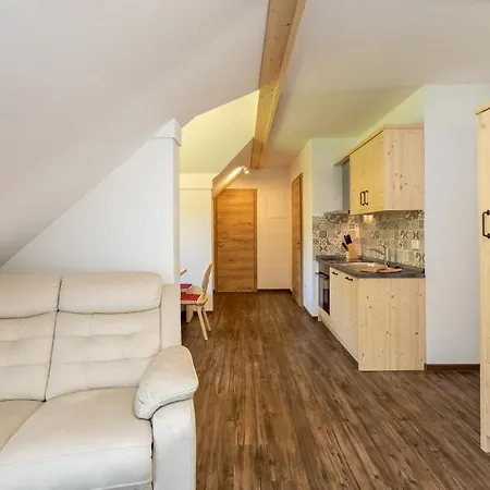 Goldhorn Kingdom Bohinj