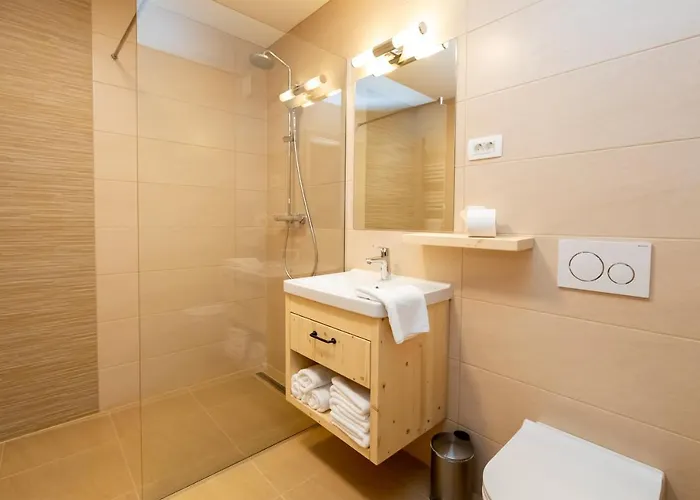 Goldhorn Kingdom * Bohinj